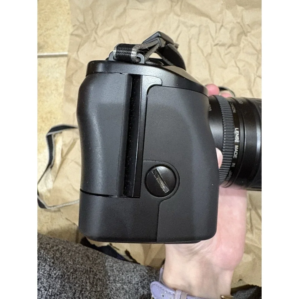 Canon EOS 650 35mm Film Camera‎ 52mm Haze L, 50mm 100-300mm Lens New Battery EUC